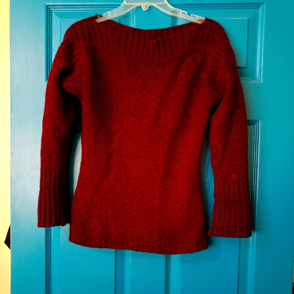 Moda international sweater